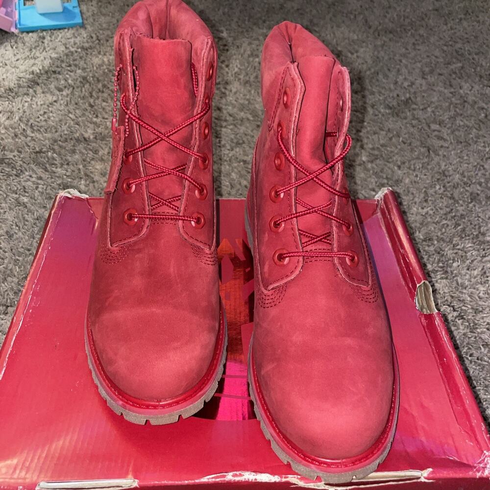 Timberland Limited Release Red Leather Ankle Bootie Lace Up Women’s 8 NWT